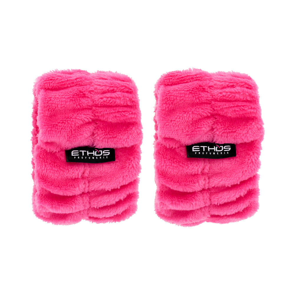 gid://shopify/Product/8252875636931_1